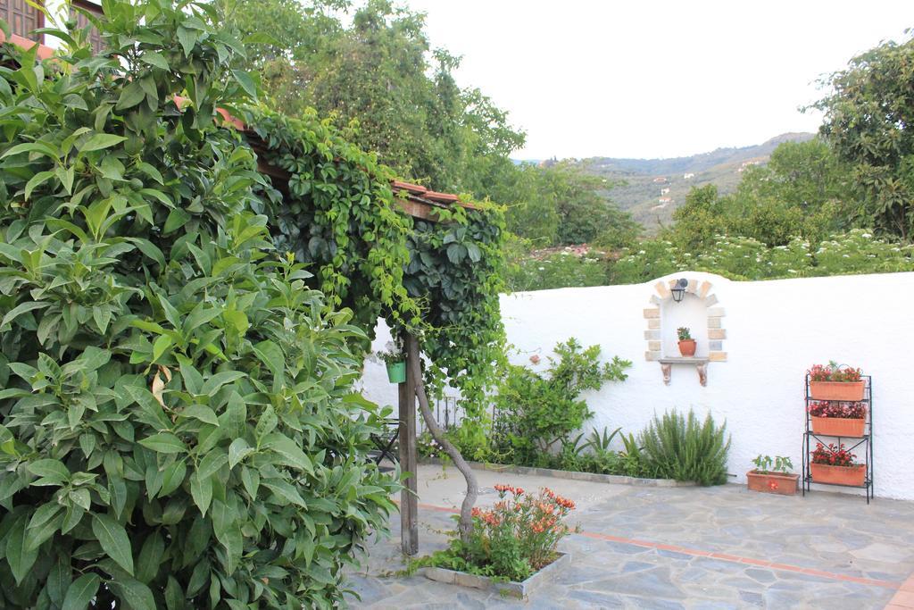 קאטו גצאה Seranides Boutique Hotel מראה חיצוני תמונה