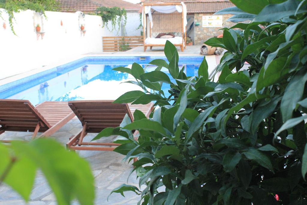 קאטו גצאה Seranides Boutique Hotel מראה חיצוני תמונה