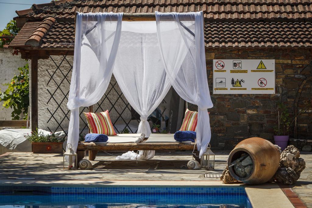 קאטו גצאה Seranides Boutique Hotel מראה חיצוני תמונה